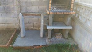 Mesa auxiliar barbacoa